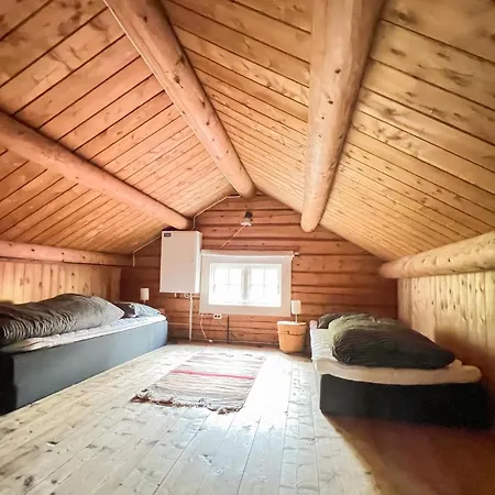 3 Bedroom Cozy In Semesterbostad